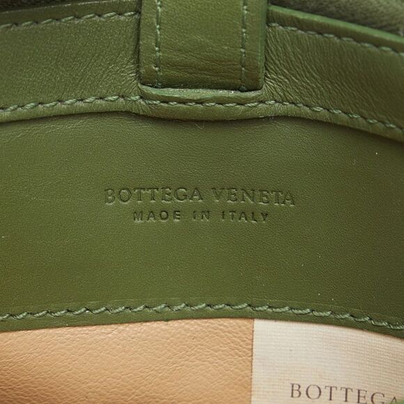 Bottega Veneta Intrecciato Green Leather Wallet  (Pre-Owned) - Picture 7 of 9